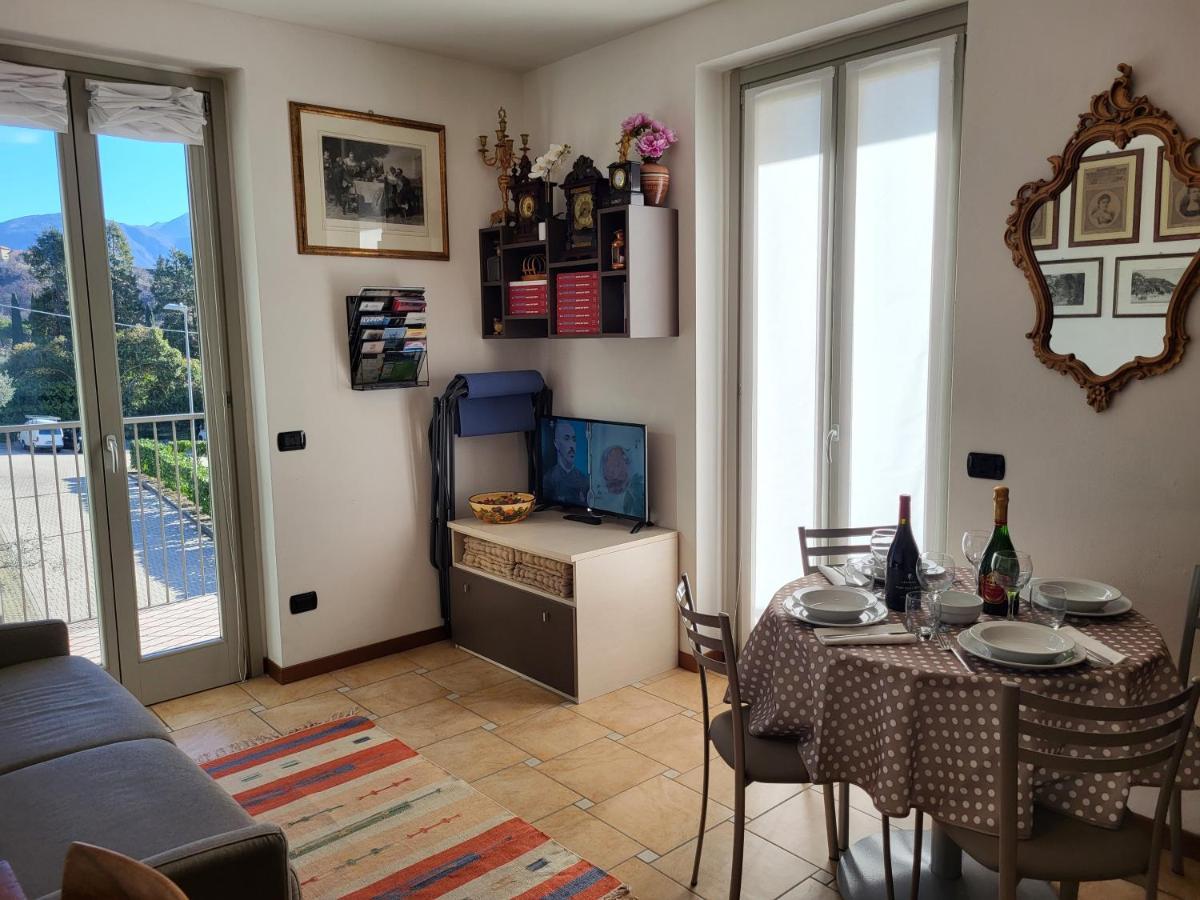 Residence Belvedere Apartment Volesio เตรเมสโซ ภายนอก รูปภาพ